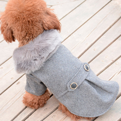 Manteau Élégant à Col en Fourrure pour Chien - Vêtement Chic et Chaud pour l'Hiver